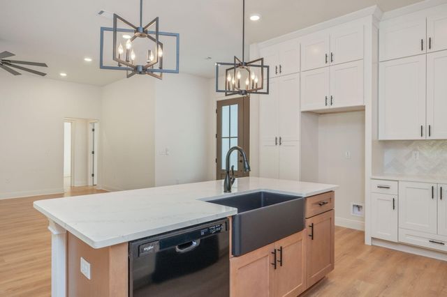 1909 Hidden Springs Drive, Baker, FL 32531