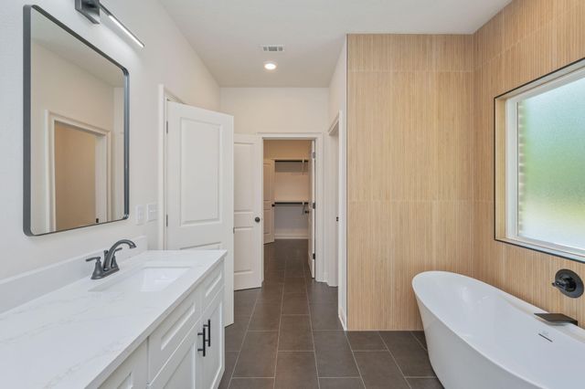 1909 Hidden Springs Drive, Baker, FL 32531
