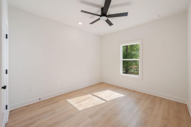 1909 Hidden Springs Drive, Baker, FL 32531