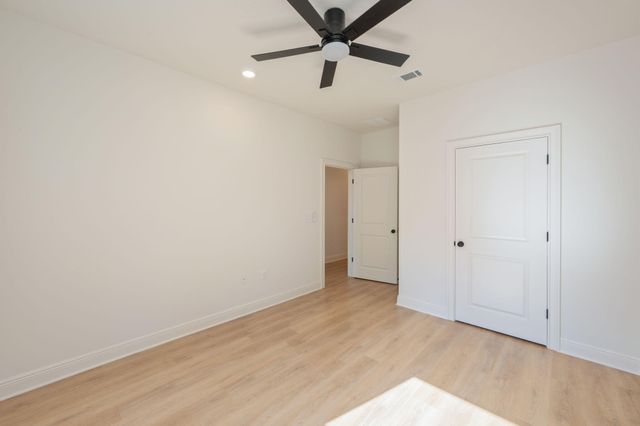 1909 Hidden Springs Drive, Baker, FL 32531