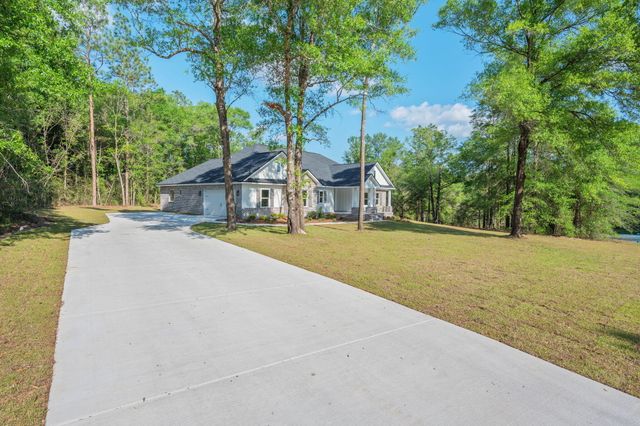 1909 Hidden Springs Drive, Baker, FL 32531