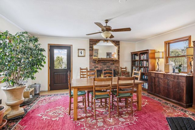 711 Grandview Avenue W, Roseville, MN 55113