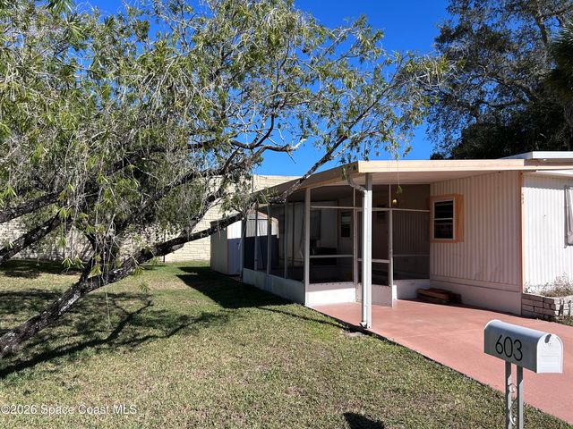 603 Sunrise Court NE, Palm Bay, FL 32907