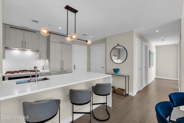 30 Melrose Terrace 609, Long Branch, NJ 07740