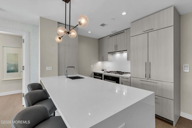 30 Melrose Terrace 609, Long Branch, NJ 07740