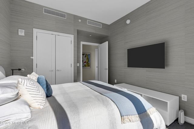 30 Melrose Terrace 609, Long Branch, NJ 07740