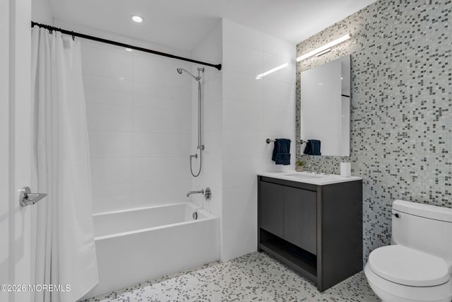 30 Melrose Terrace 609, Long Branch, NJ 07740