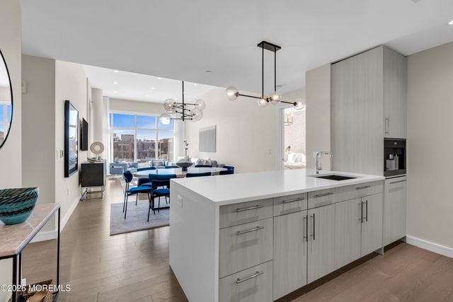 30 Melrose Terrace 609, Long Branch, NJ 07740