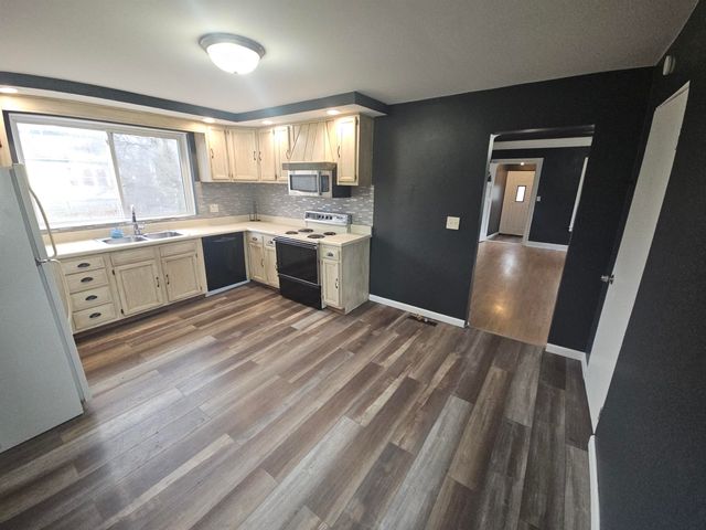 801 Wilson Street, Bay City, MI 48708