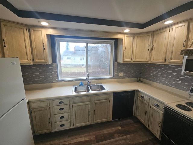 801 Wilson Street, Bay City, MI 48708