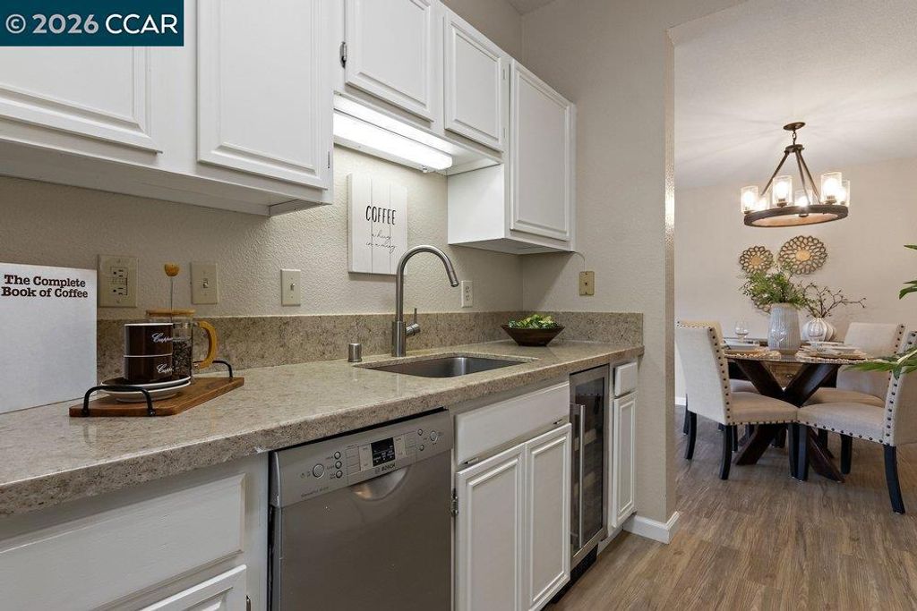 Image 11 of property listing at 1860 Tice Creek Drive 1307, Walnut Creek, CA 94595