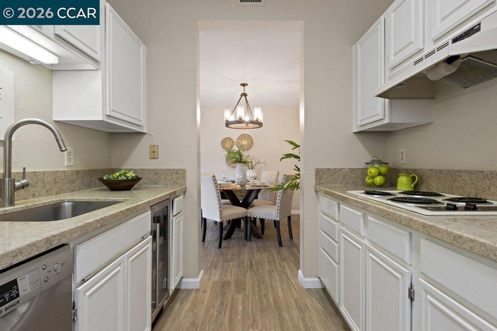 Image 12 of property listing at 1860 Tice Creek Drive 1307, Walnut Creek, CA 94595