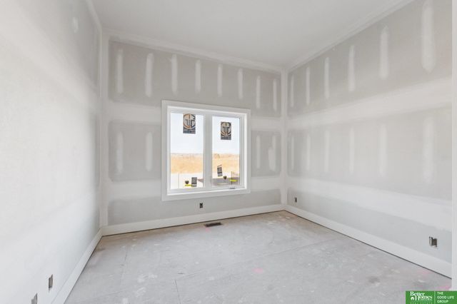 21126 Atwood Avenue, Elkhorn, NE 68022