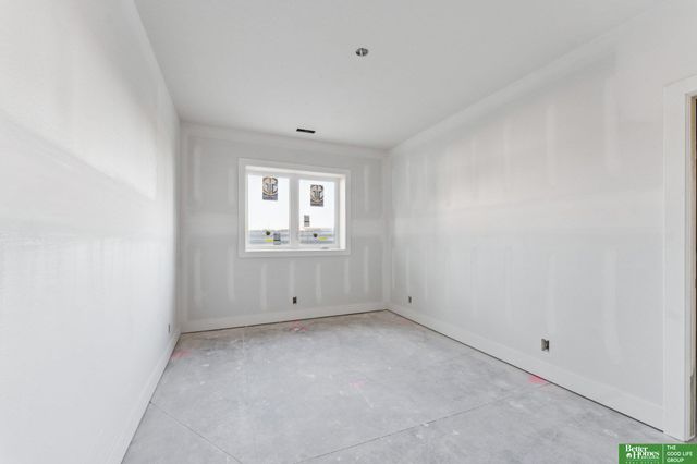 21126 Atwood Avenue, Elkhorn, NE 68022