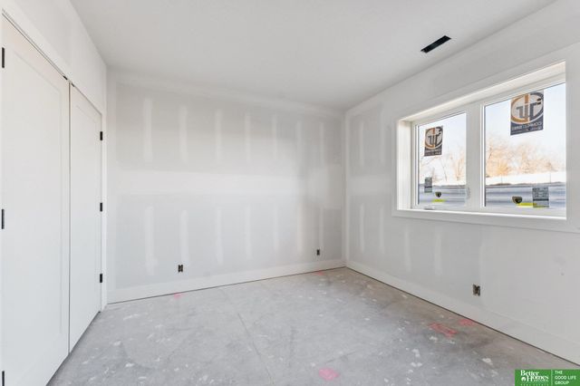 21126 Atwood Avenue, Elkhorn, NE 68022