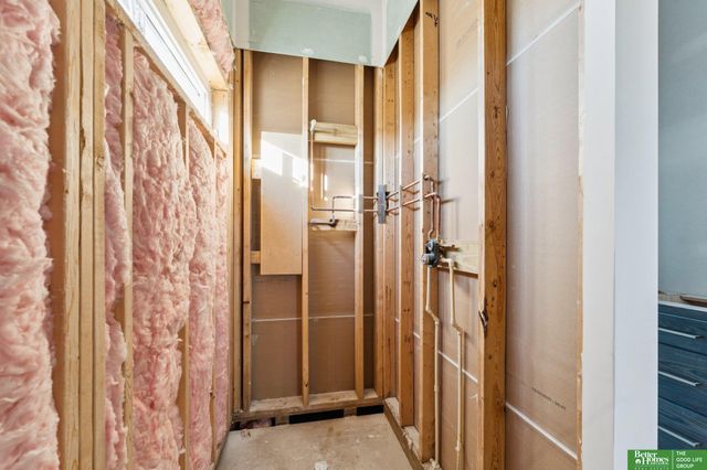 21126 Atwood Avenue, Elkhorn, NE 68022