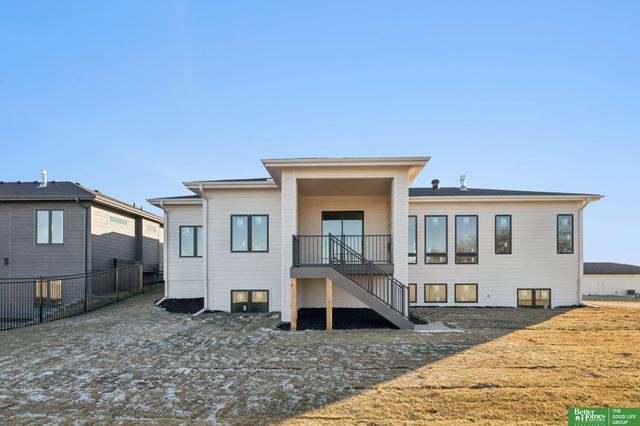 21126 Atwood Avenue, Elkhorn, NE 68022