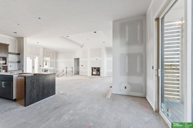 21126 Atwood Avenue, Elkhorn, NE 68022