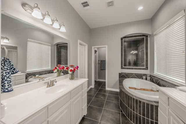 1020 Longhill Way, Forney, TX 75126