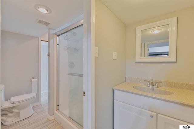 460 Lakehurst Drive, Waterloo, NE 68069