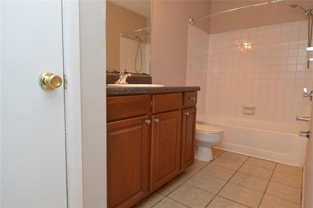 8653 FANCY FINCH DRIVE 101, Tampa, FL 33614