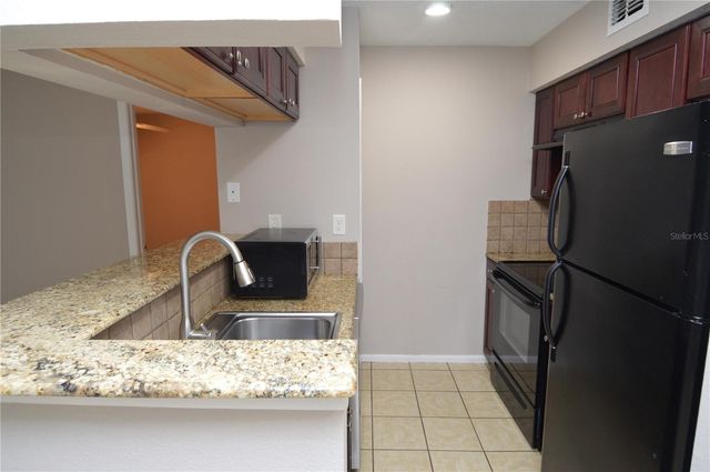 8653 FANCY FINCH DRIVE 101, Tampa, FL 33614