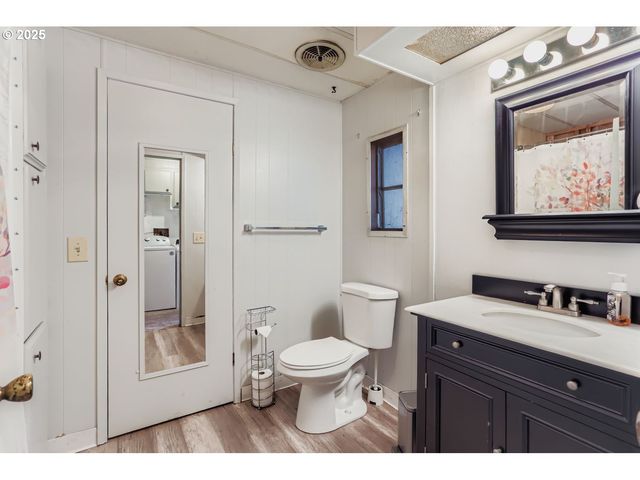 17201 Sw ELDORADO Dr, Portland, OR 97224