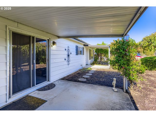 17201 Sw ELDORADO Dr, Portland, OR 97224