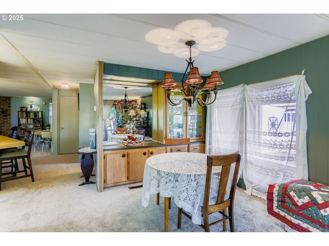 17201 Sw ELDORADO Dr, Portland, OR 97224