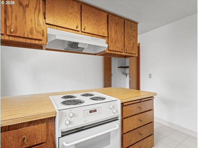 4715 Se 87TH Ave, Portland, OR 97266