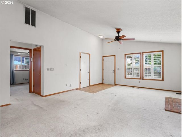 4715 Se 87TH Ave, Portland, OR 97266