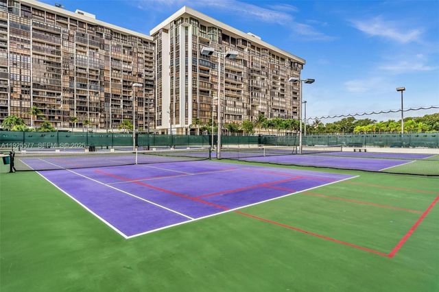 1865 Brickell Ave A703, Miami, FL 33129