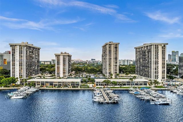 1865 Brickell Ave A703, Miami, FL 33129