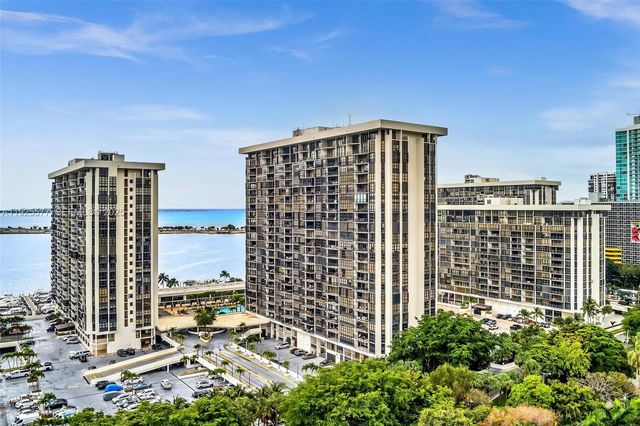 1865 Brickell Ave A703, Miami, FL 33129