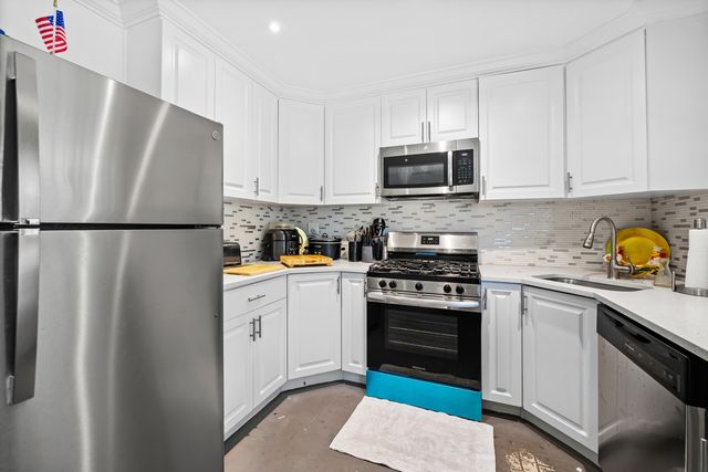 6296 CARTHAGE Circle N, Greenacres, FL 33463