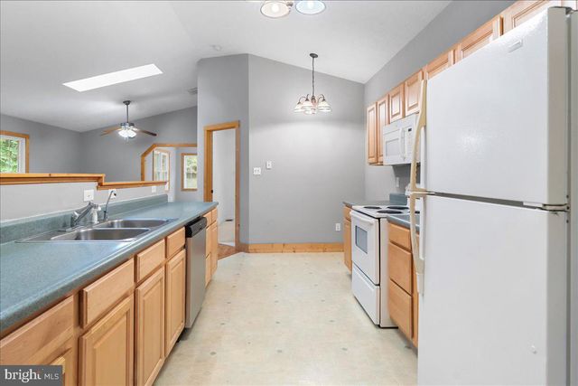 1039 QUAIL ROAD, Basye, VA 22810