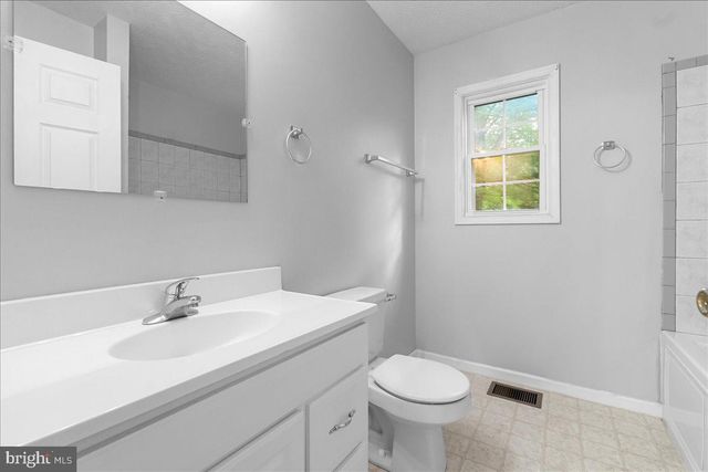 1039 QUAIL ROAD, Basye, VA 22810