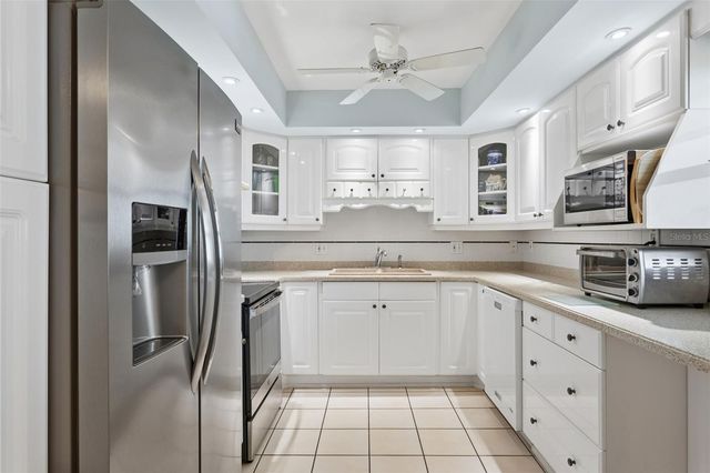 5130 BRITTANY DRIVE S 1002, St Petersburg, FL 33715