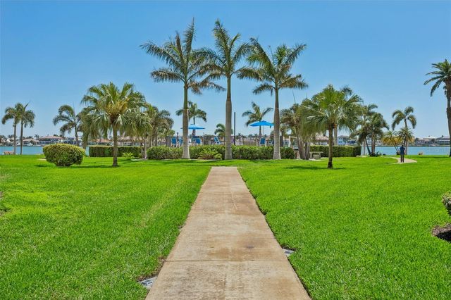 5130 BRITTANY DRIVE S 1002, St Petersburg, FL 33715