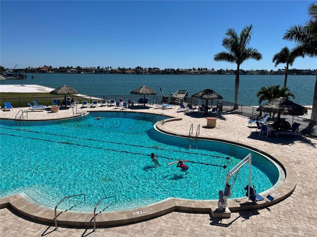 5130 BRITTANY DRIVE S 1002, St Petersburg, FL 33715