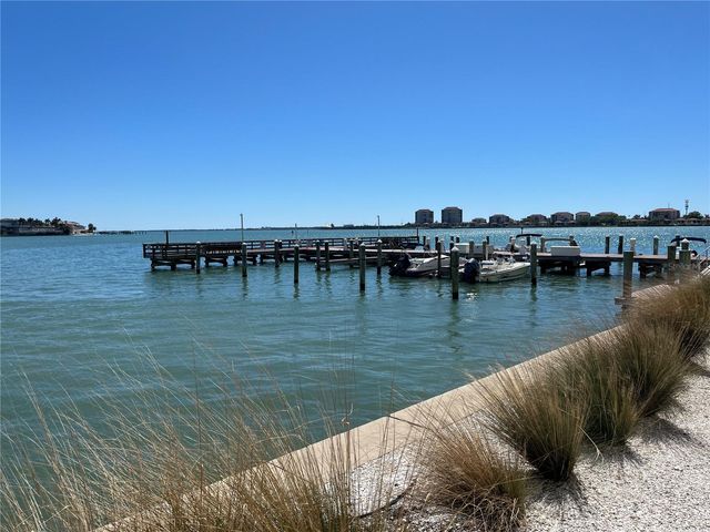 5130 BRITTANY DRIVE S 1002, St Petersburg, FL 33715