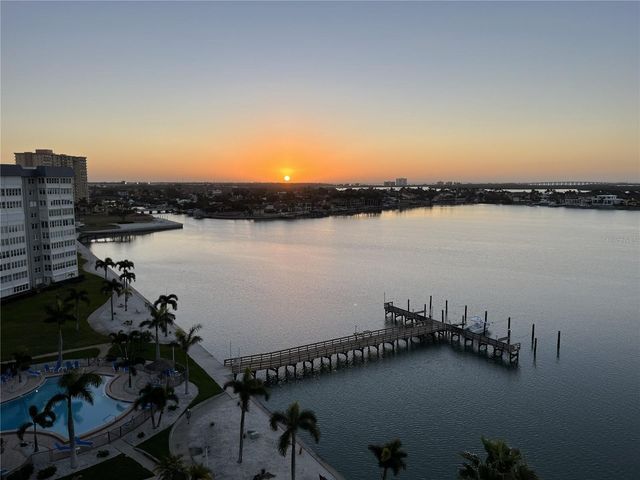 5130 BRITTANY DRIVE S 1002, St Petersburg, FL 33715