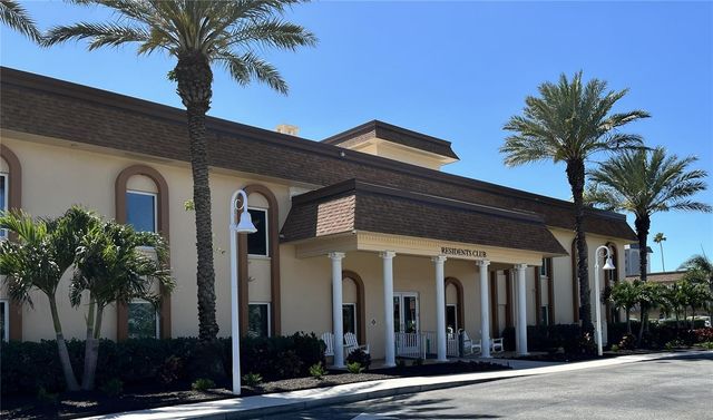 5130 BRITTANY DRIVE S 1002, St Petersburg, FL 33715