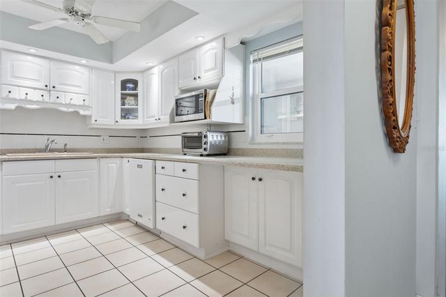 5130 BRITTANY DRIVE S 1002, St Petersburg, FL 33715