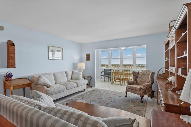 5130 BRITTANY DRIVE S 1002, St Petersburg, FL 33715