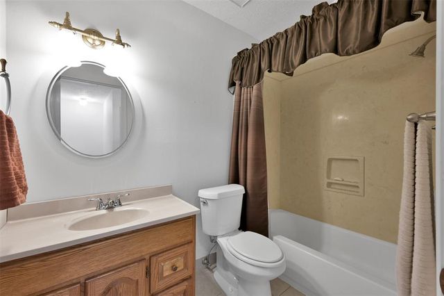 18092 Split Oak Circle, New Caney, TX 77357