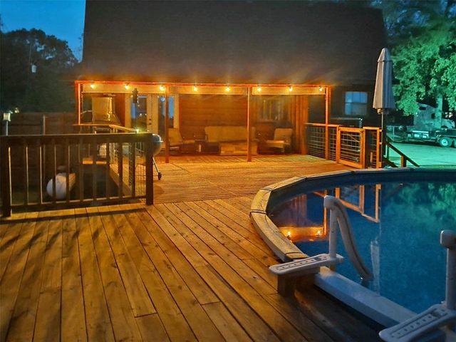18092 Split Oak Circle, New Caney, TX 77357