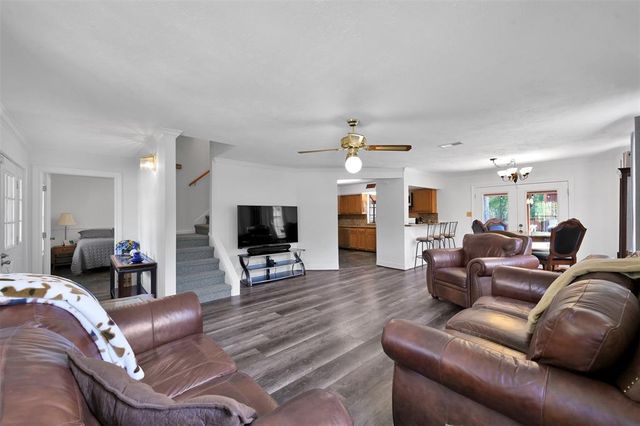 18092 Split Oak Circle, New Caney, TX 77357