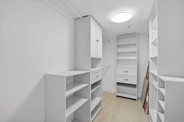 7738 Lakeside Boulevard 352, Boca Raton, FL 33434