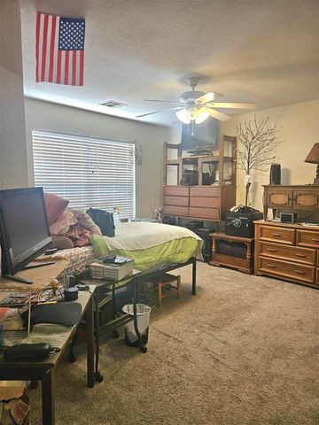 31 Lake Crest Dr, Lawton, OK 73507